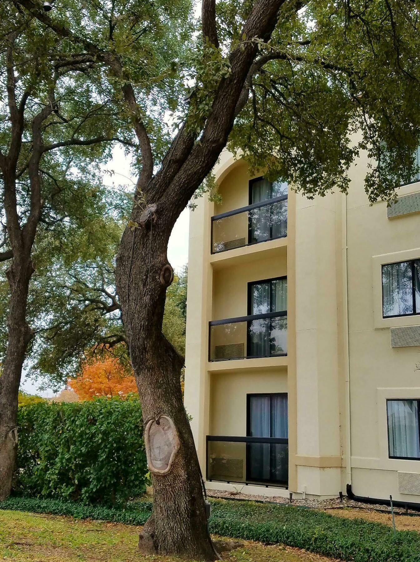 Holiday Inn Irving Las Colinas By Ihg Exterior foto